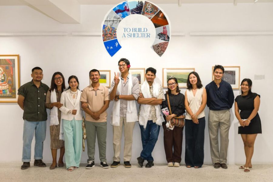 building-the-shelter-at-the-takpa-banner.