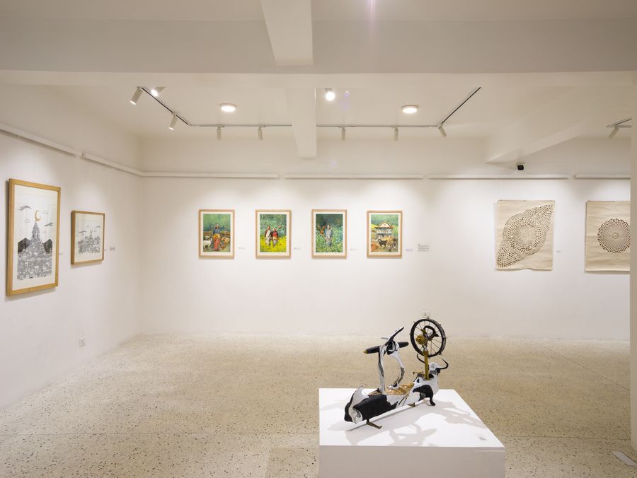 Watching Out / Seeing In